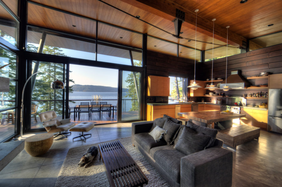 Best Philadelphia interior designer Glenna Stone vacation home living room inspiration Coeur D'Alene Lake Cabin by Uptic Studios